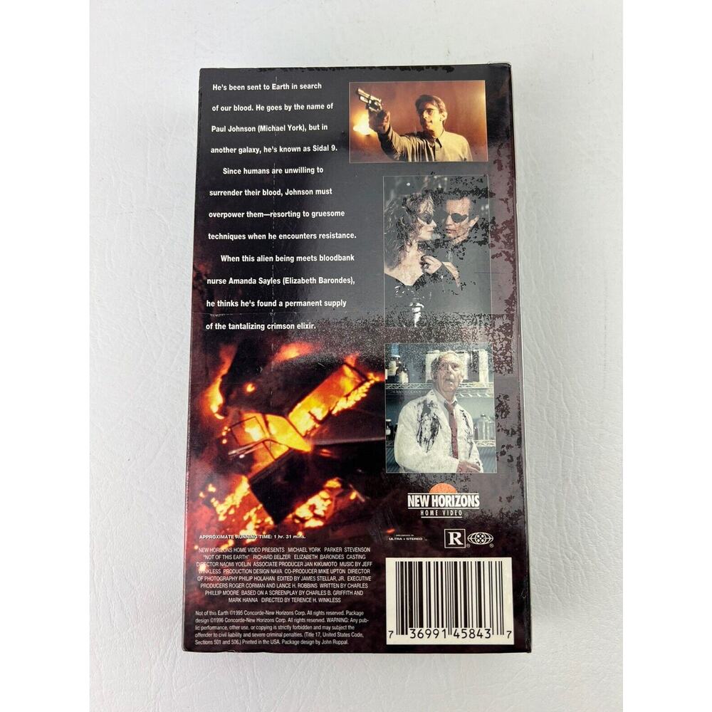 Not of This Earth - Michael York Parker Stevenson VHS 1996 NEW SEALED RARE - Picture 2 of 6
